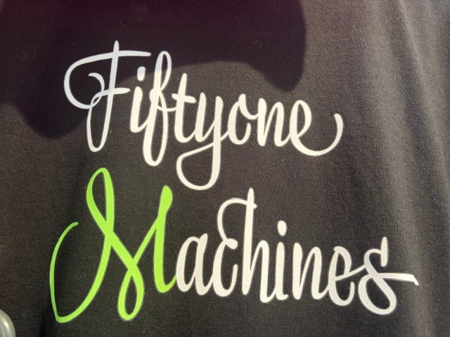 ２０２６　FiftyoneMachines半袖Tシャツ　2色
